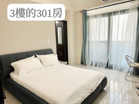 Located Donggang Town/Double Room on 3rd Floor/Double Bed/Yongjiao Homestay/Island, Ryukyu the next