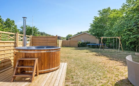 First row beach house - 306 m2 - fantastic view!