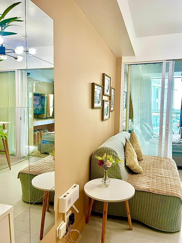 1br Luxury Resort Stay | City View |Wifi | Airport - Philippines