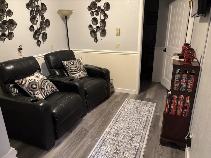 2 Bedroom 1 Bath , Light Breakfast - Ponderosa State Park, McCall