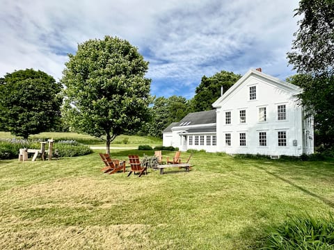 Minimalist Vermont Farmhouse