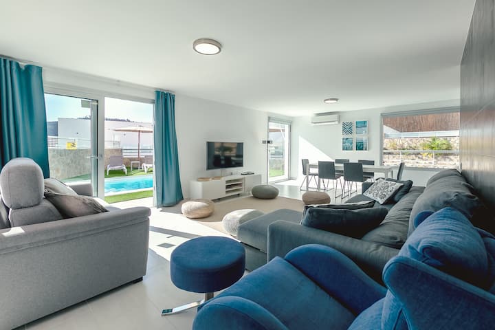 Soleada Villa Privada Con Piscina Climatizada - Mogán
