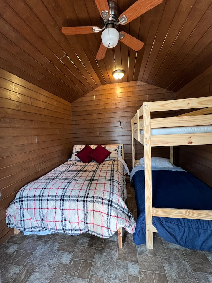 საძინებელი 3