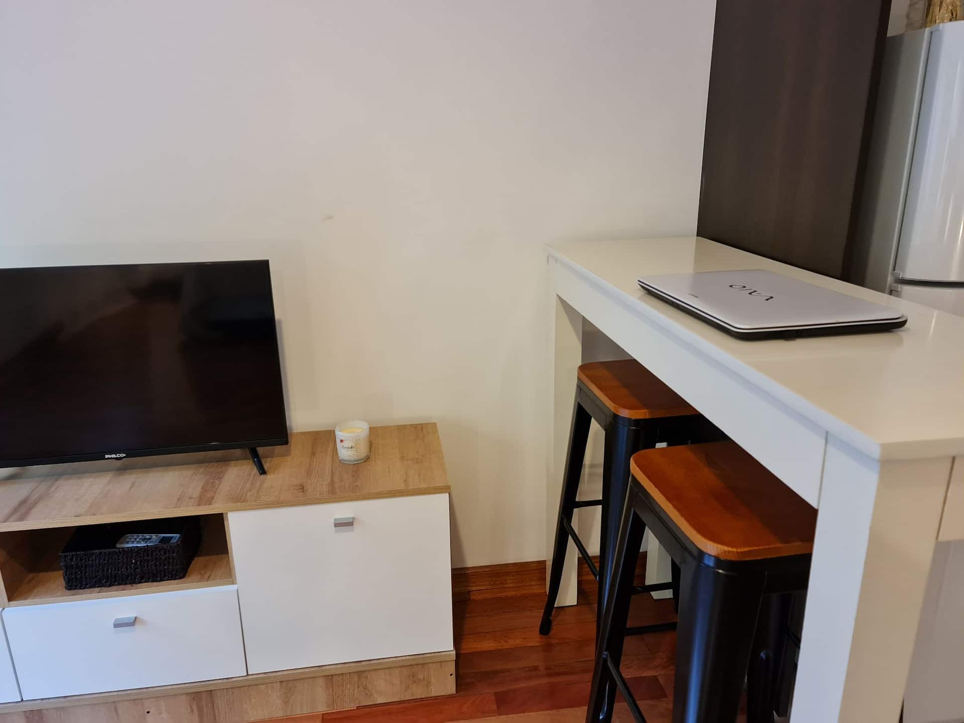 Studio com grande varanda em Villa Urquiza