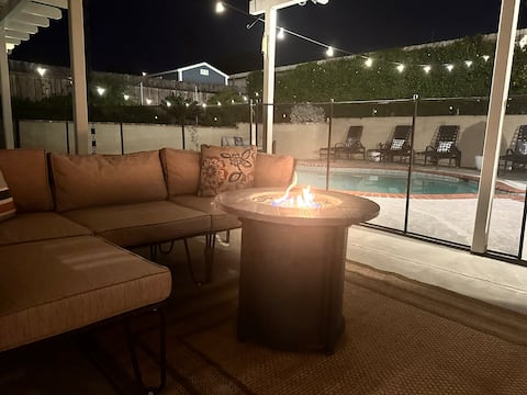 San Diego Santee Accessible 4 Bed w/ Pool