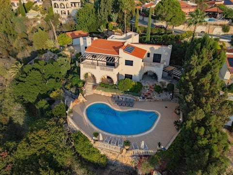 Kamares 5 Bedroom Villa