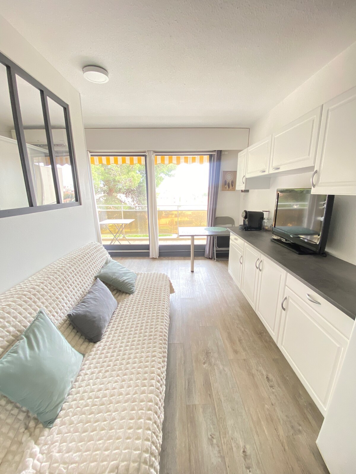 მისაღები სივრცე