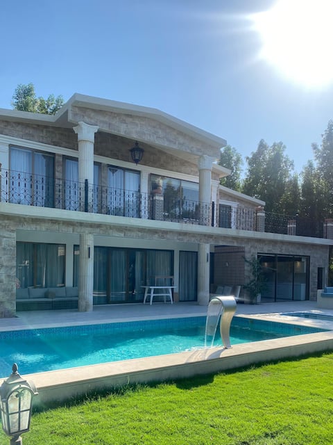 Country house resort