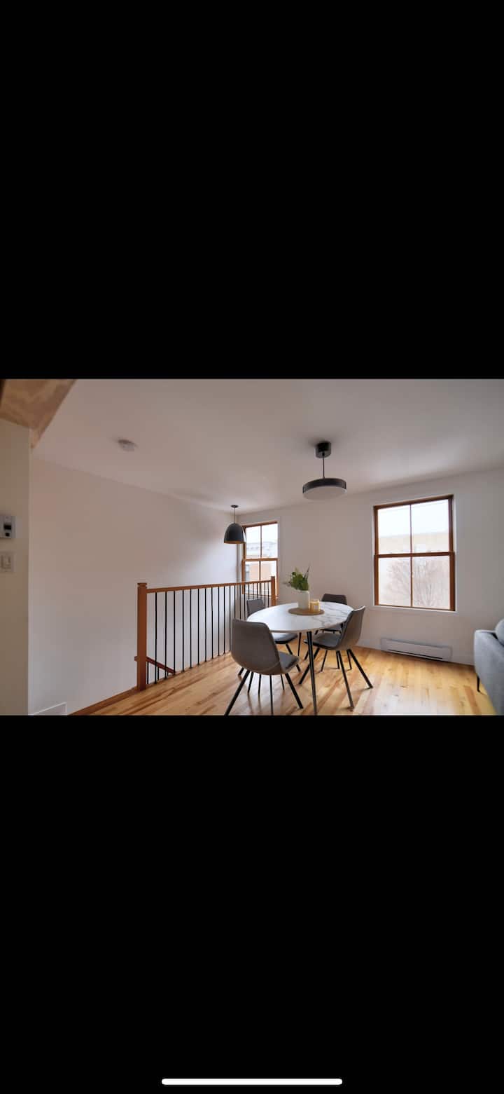 Logement Rénové Au Centre-ville - Québec