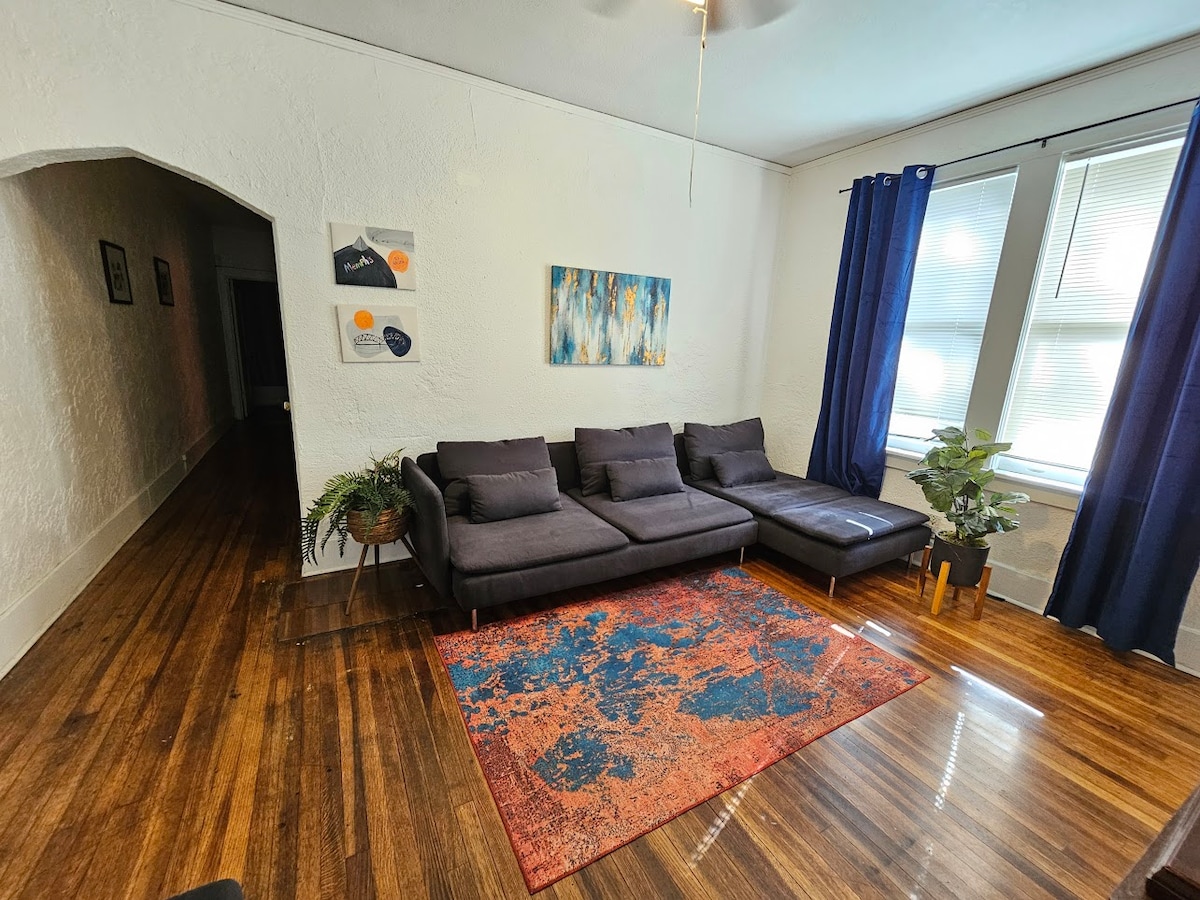 Top Airbnb: Calm stay in Memphis near Beale St/St Jude in Vollintine Evergreen