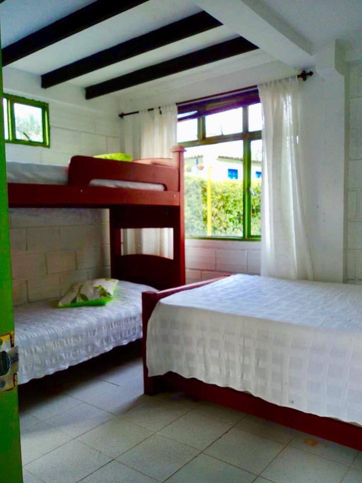 غرفة النوم 2