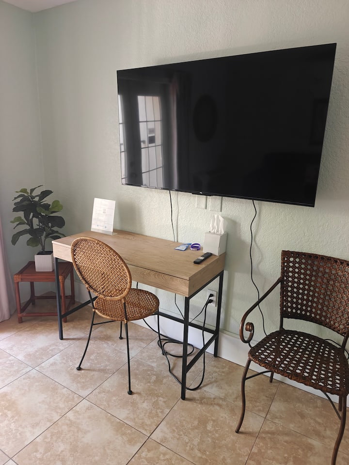 Waterfront Condo | Island Views, Pool & Hot Tub - Dunedin, FL