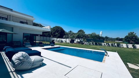 Casa Briza with spectacular views of nature