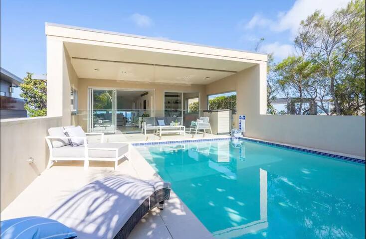 Pacific Ocean Masterpiece gallery image 3