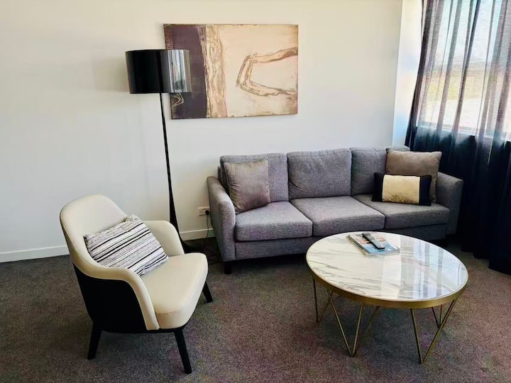 Executive 2b Apt With Free Parking & Free Gym - Gordon