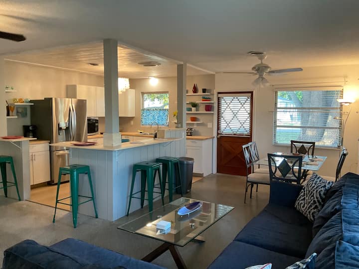 Dockside Beach Retreat C - Englewood, FL
