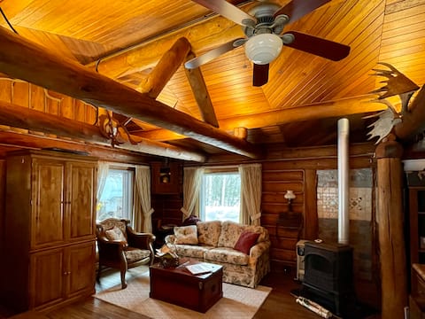 Successful Airbnb property: Coyote Gardens and Cabins in Mat / Su Valley