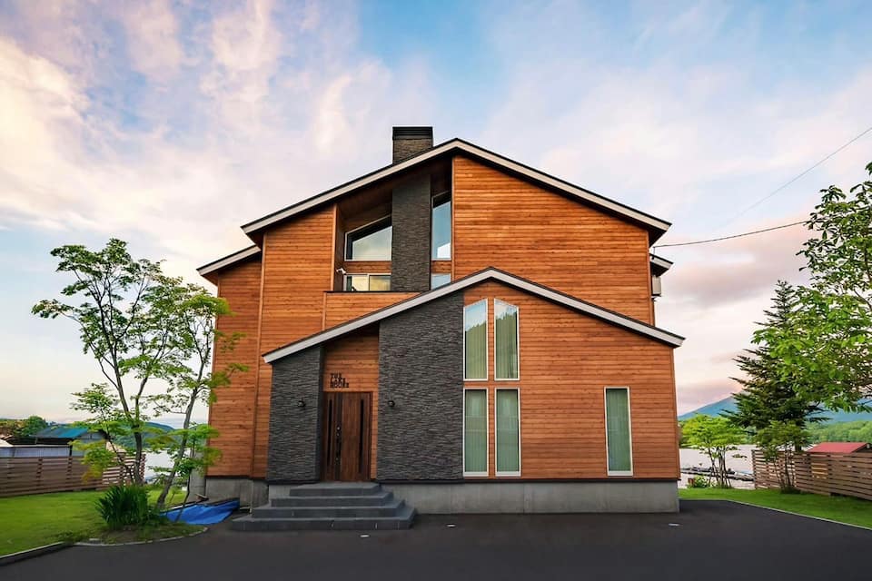 A sauna villa on Lake Nojiri, Shinano, Nagano, Japan, photo 10 of 10