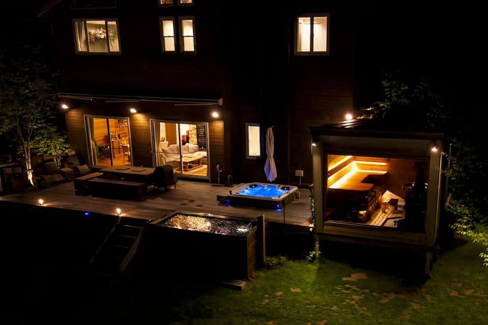A sauna villa on Lake Nojiri, Shinano, Nagano, Japan, photo 9 of 10
