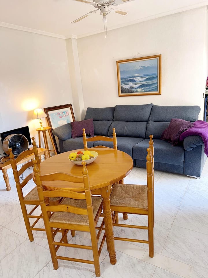 Alle 3 delen van de bank zijn afzonderlijk uitschuifbaar.