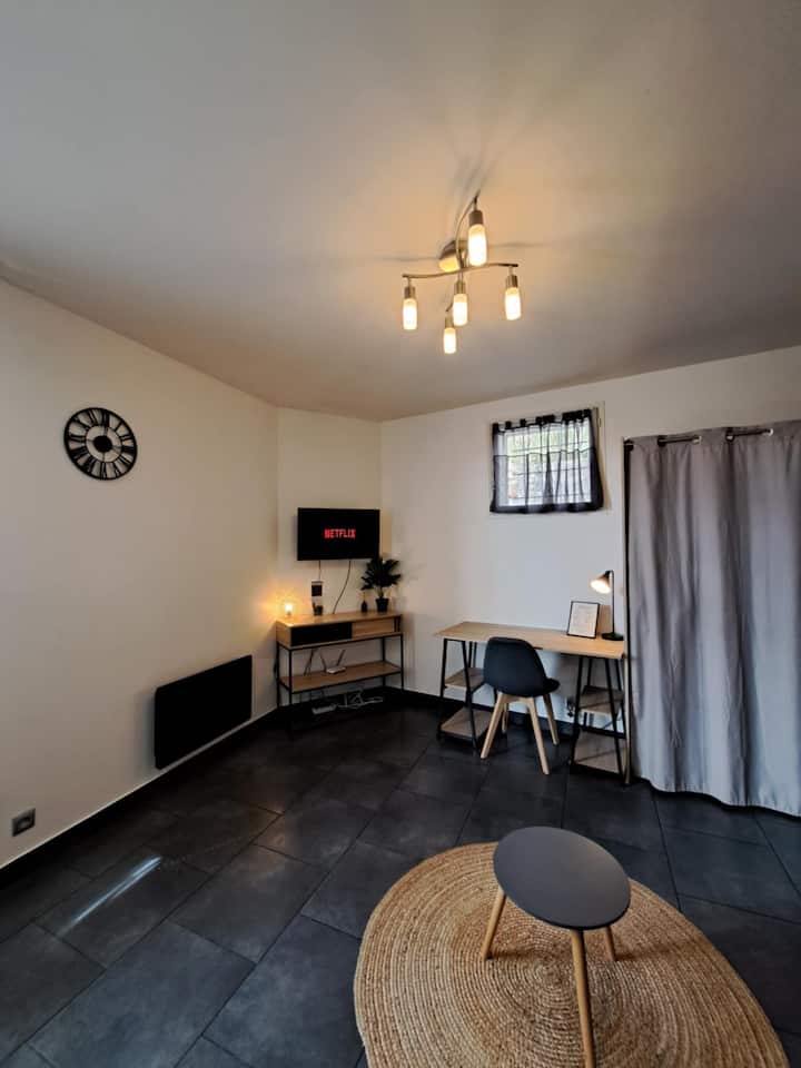 Studio Neuf Centre Ville Thouars - Thouars
