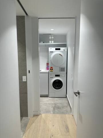 Townhouse in Brighton gallery image 5