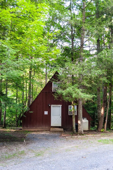 Hot Tub & Pet Friendly Chalet
