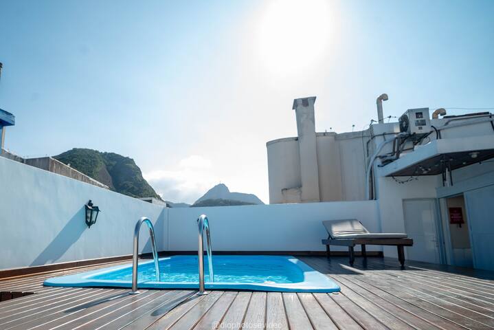 Penthouse with Private Pool in Copacabana Beach! gallery image 2