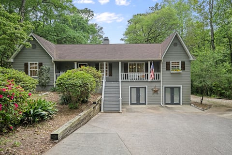 Sweet Home Alabama Sleeps 12