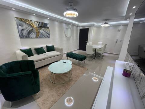 Beautiful Apt in First Floor