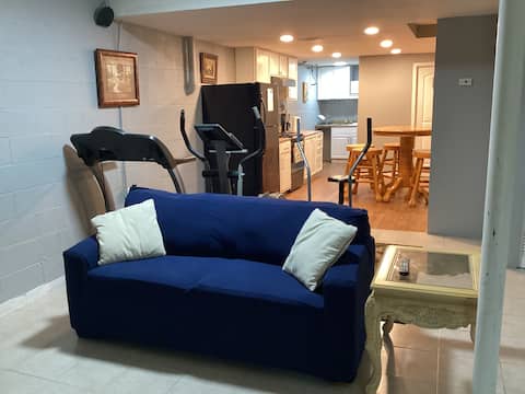 Top performing Airbnb: Quiet Suburban 1BR with Full Kitchen Near Atlanta in Douglasville