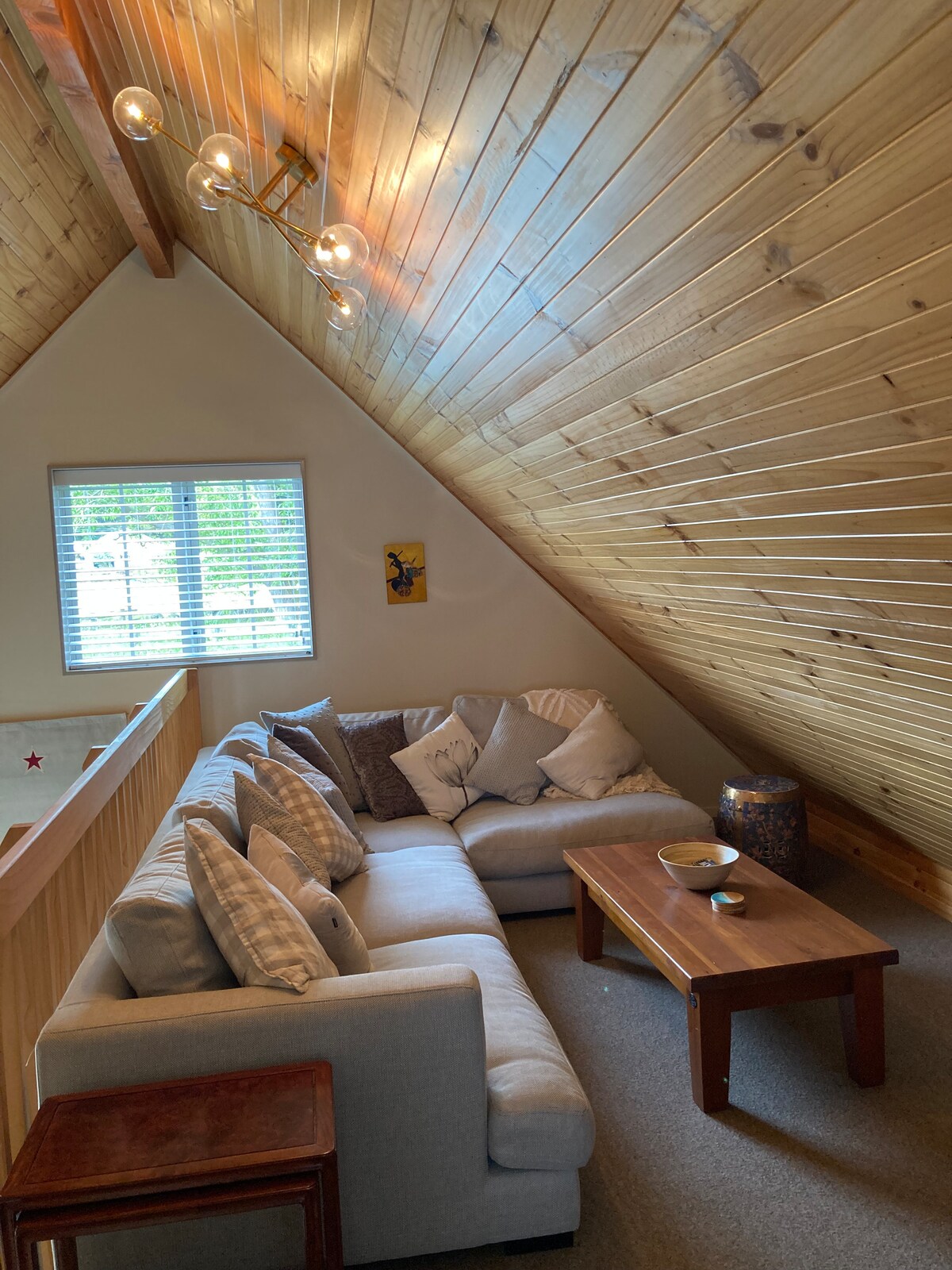 Popular Airbnb listing: Kingfisher Rock in Whangarei District