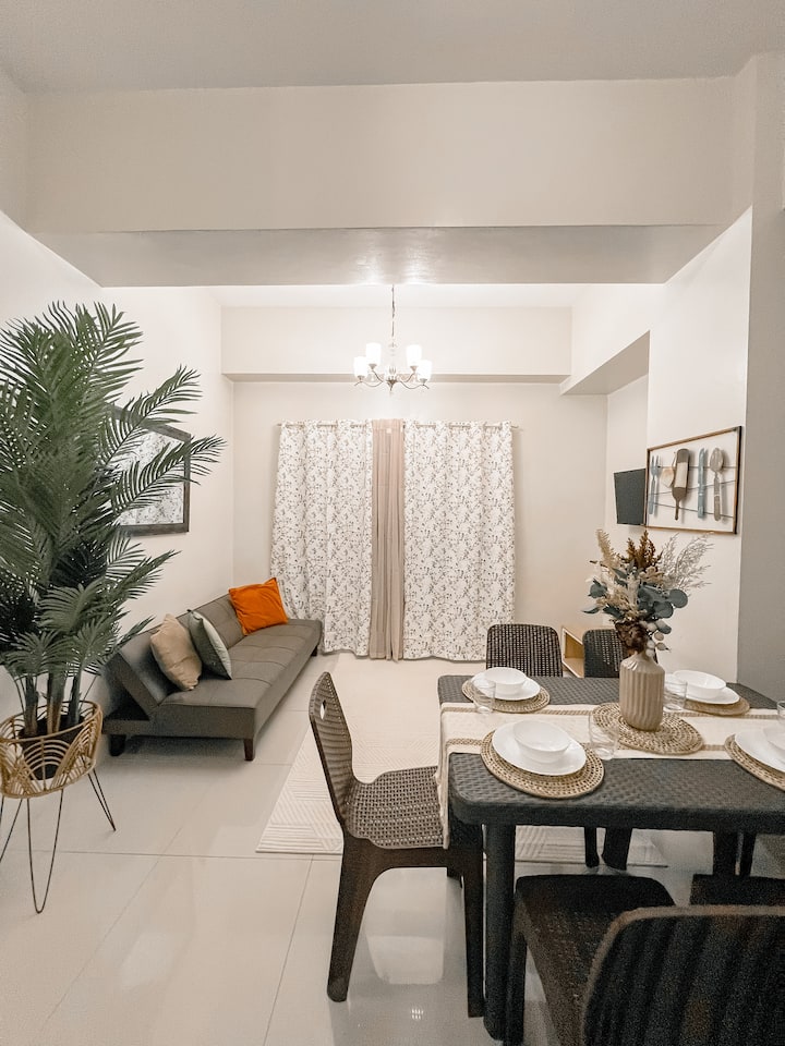 Budget 2br Best For Groups-playroom, Gym+pool - Cebu