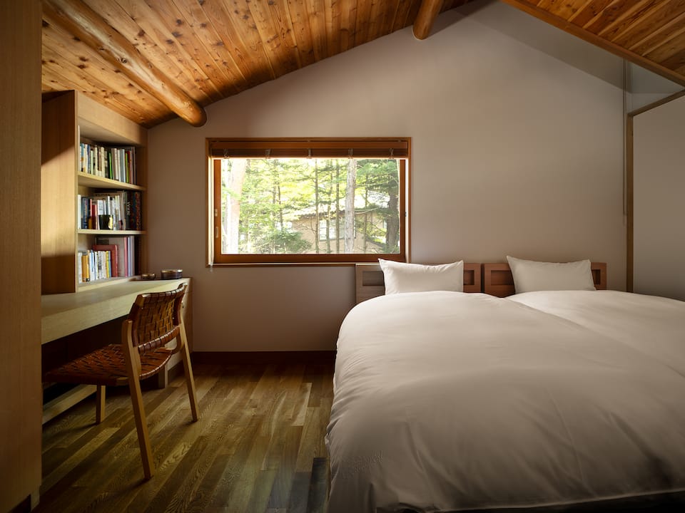 A riverside forest villa in Karuizawa, Karuizawa, Nagano, Japan, photo 8 of 10