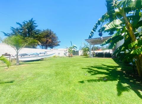 Apulian Sea Garden Retreat
