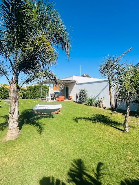 Apulian Sea Garden Retreat