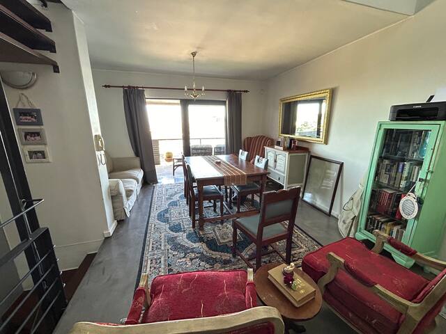 Cozy 3- Bedroom Apartment gallery image 5