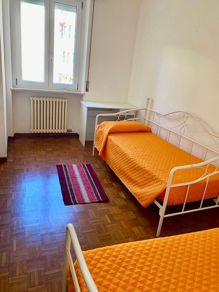 საძინებელი 2