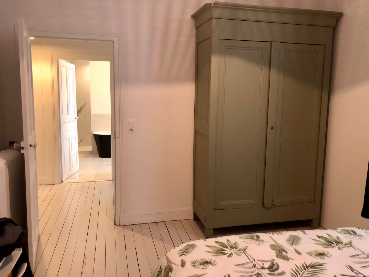 საძინებელი 4