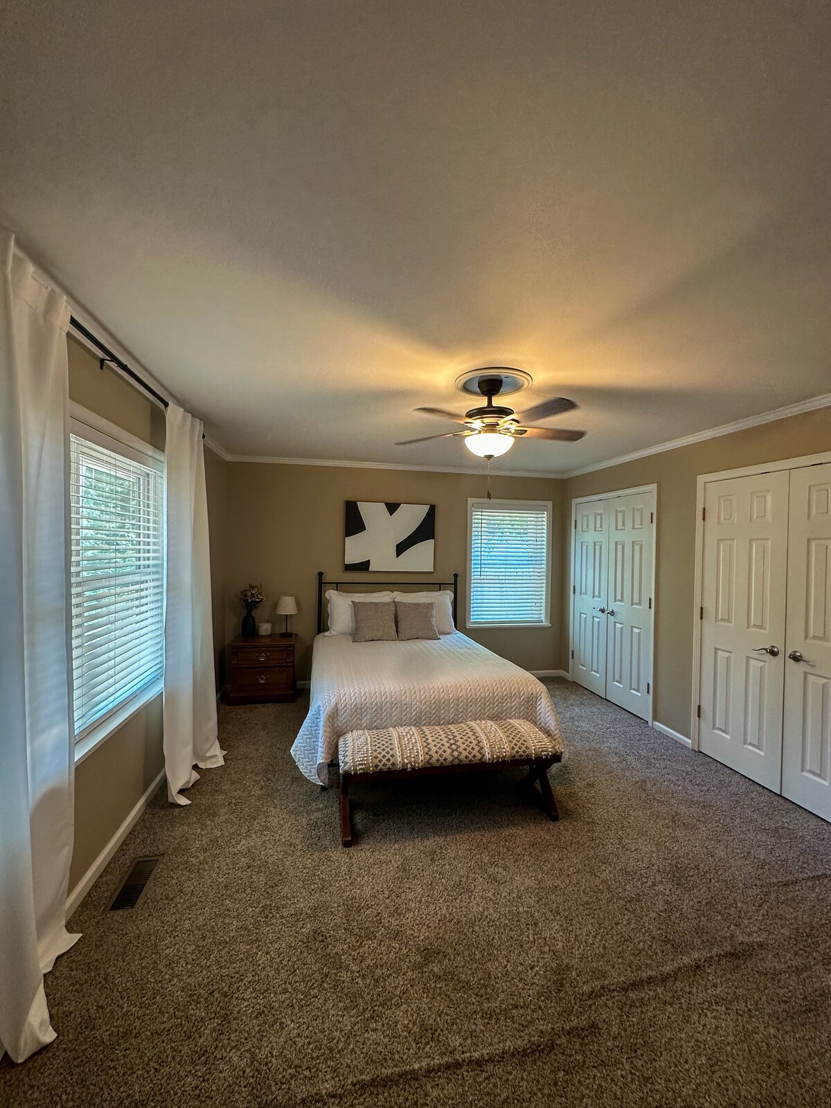 საძინებელი 1