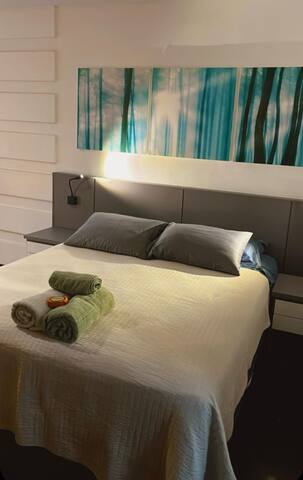 Charme no Leblon, 200m da praia, 100m da Lagoa. gallery image 3