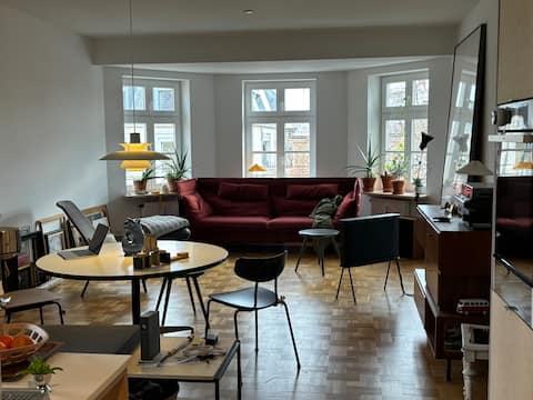 Leistungsstarkes Airbnb: Studio apartment with lots of sun in St. Paul