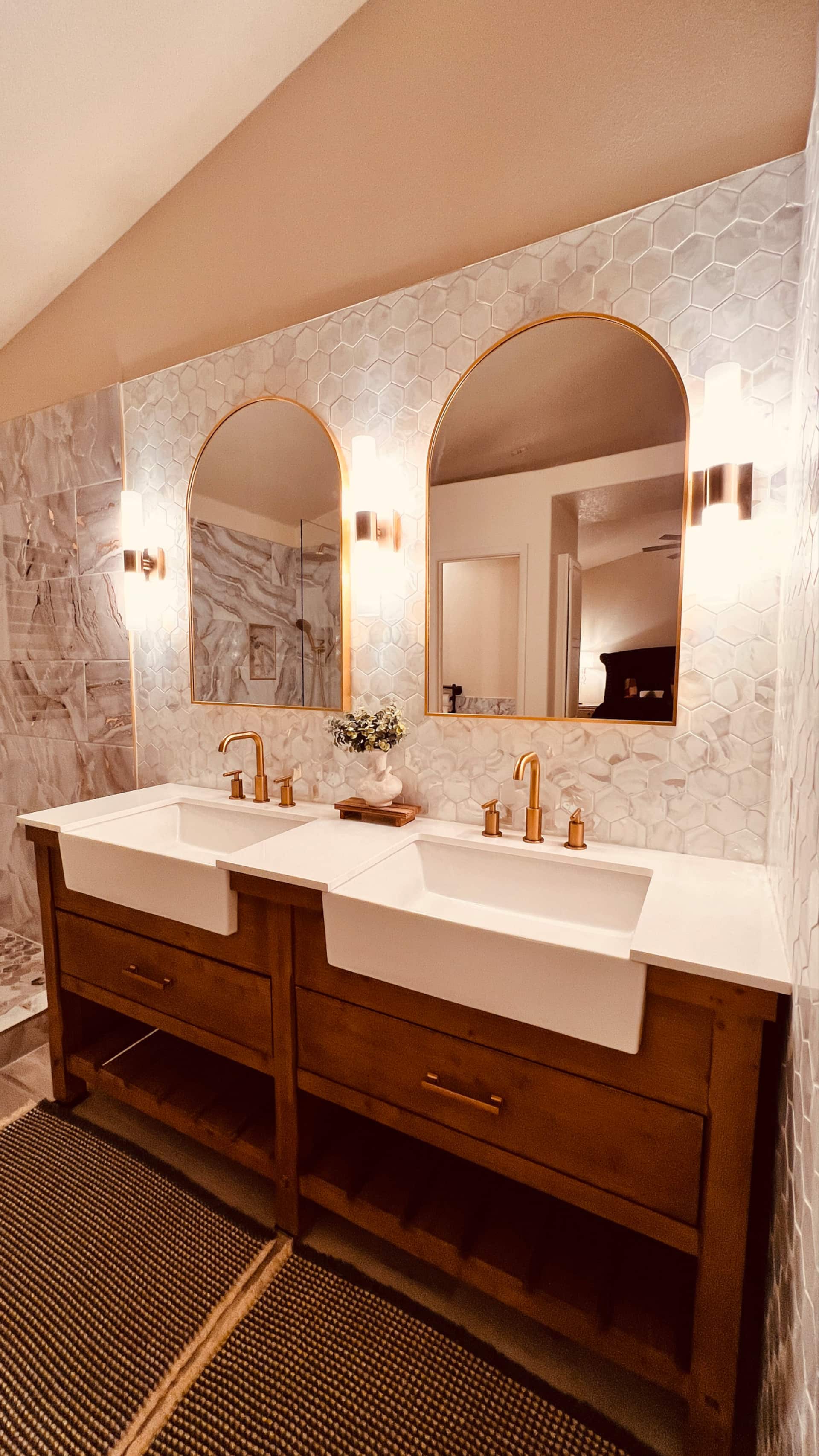 Fragrant Finnish Sauna&Pool with French Luxury 3br