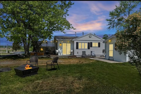 Erie Cove with Sauna (sleeps 7)