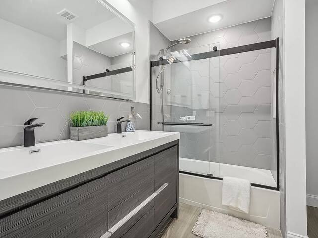 Bright 3bdr – 25’ from Manhattan gallery image 5