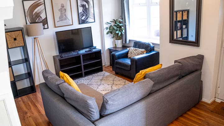 2br House | 2 X Parking | Garden | Centre & Bay - Cardiff