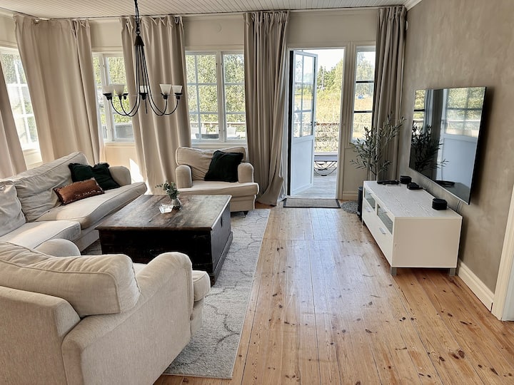 Stuga Vid Havet Med Egen Brygga - Nyköping
