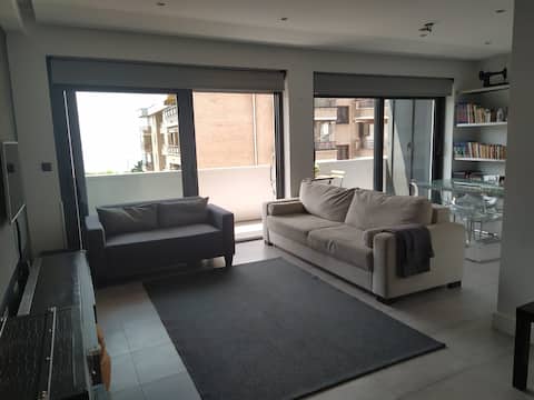 Airbnb con mejor rendimiento: A bright apartment with an ocean view en Santoña