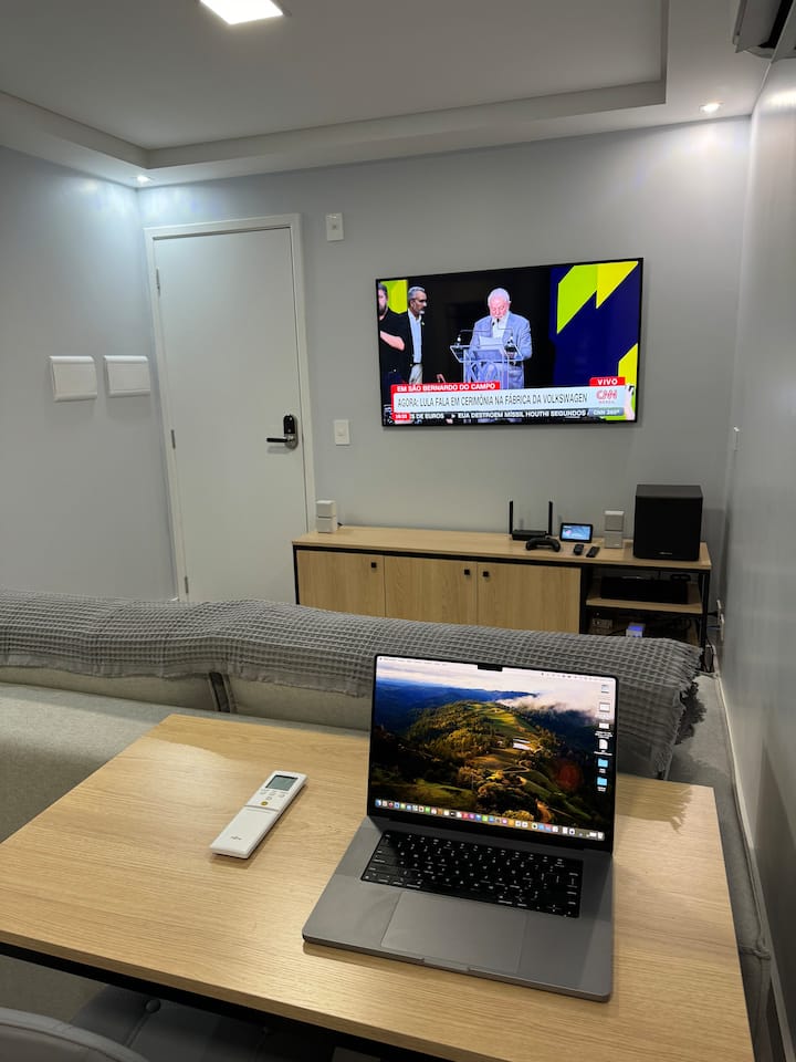 Apartamento Novo E Confortável Centro De Curitiba - Curitiba