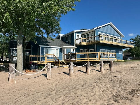 Waterfront home with private beach in Sylvan Beach